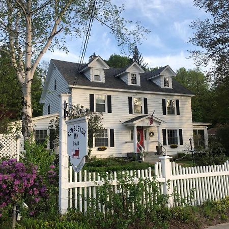 لينكون Red Sleigh Inn B&B المظهر الخارجي الصورة