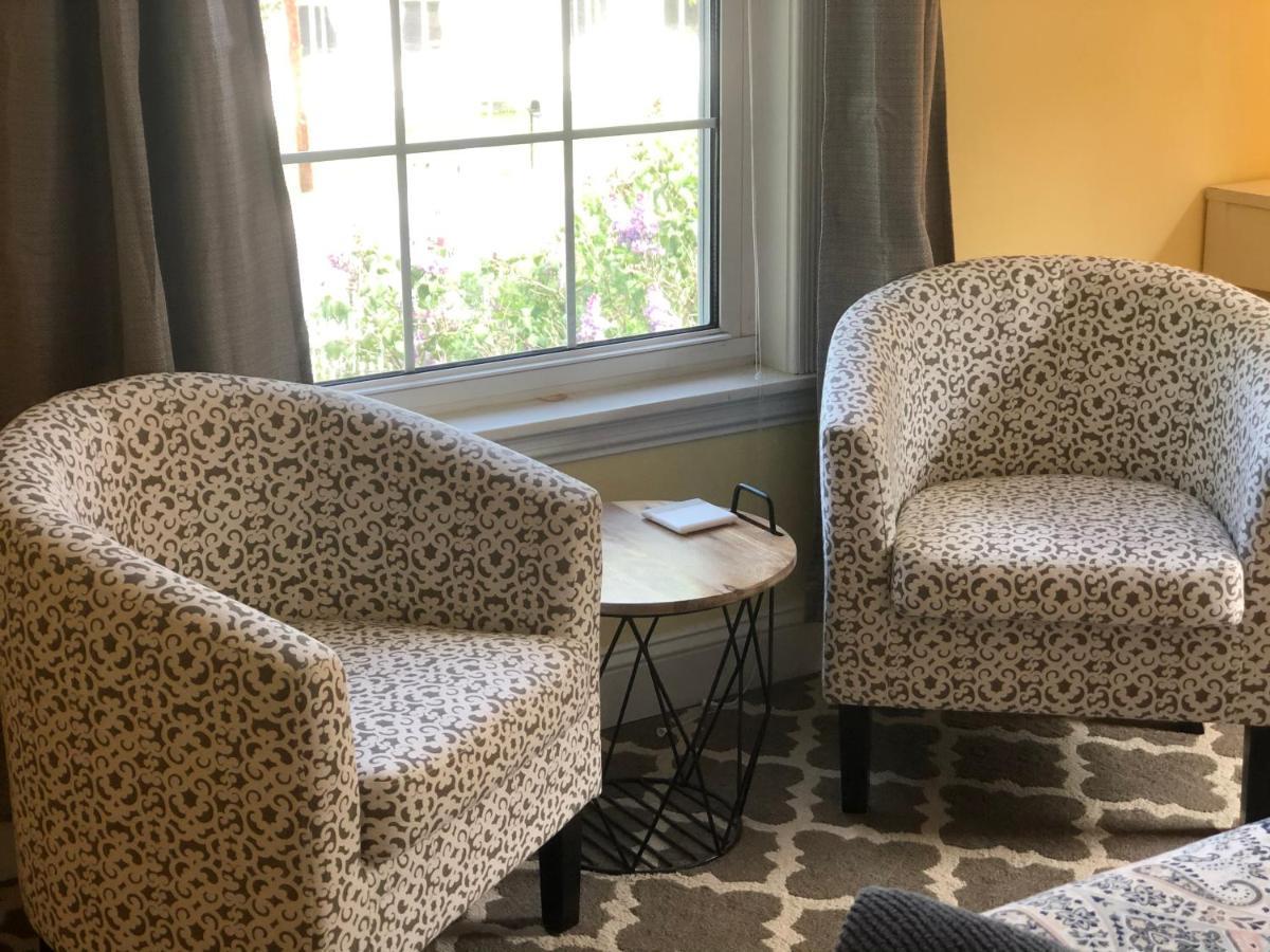 لينكون Red Sleigh Inn B&B المظهر الخارجي الصورة