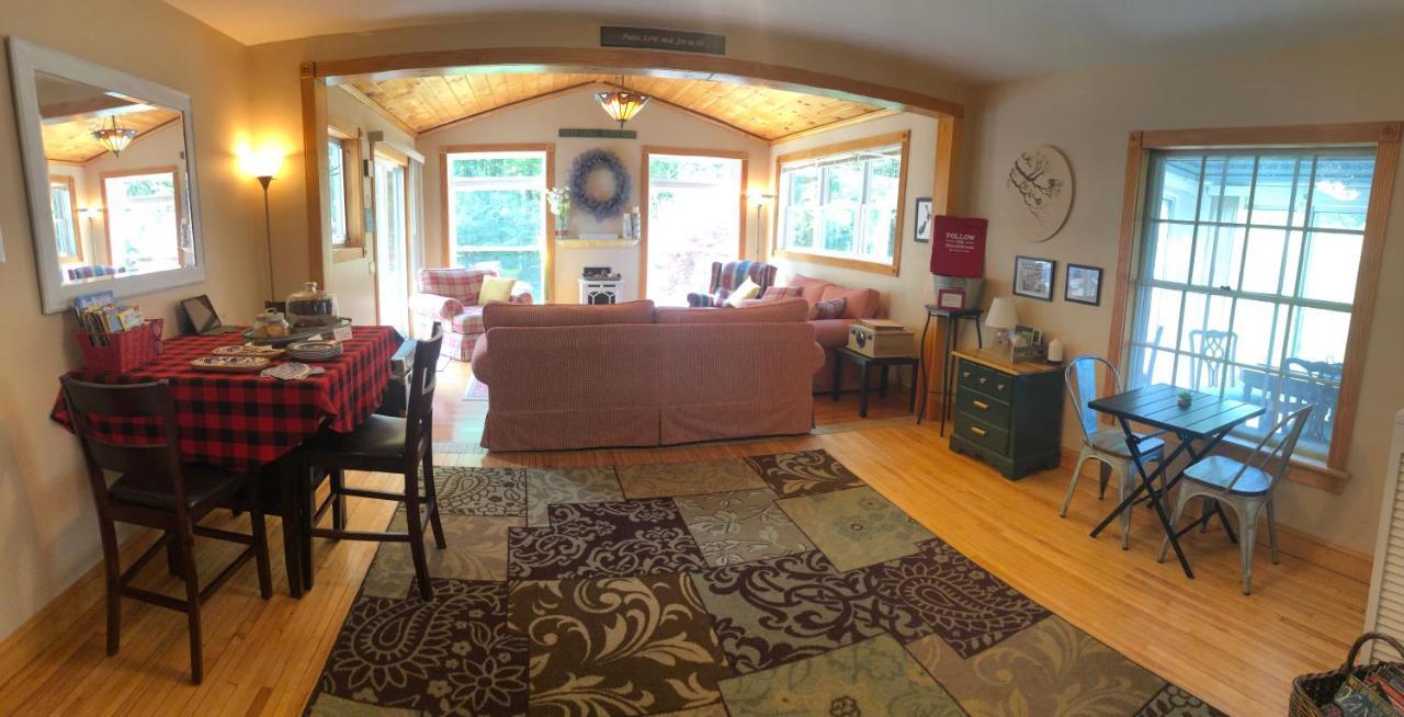 لينكون Red Sleigh Inn B&B المظهر الخارجي الصورة